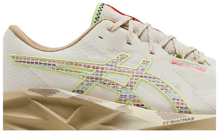 Asics Wmns Novablast 5 TR Nature Bathing