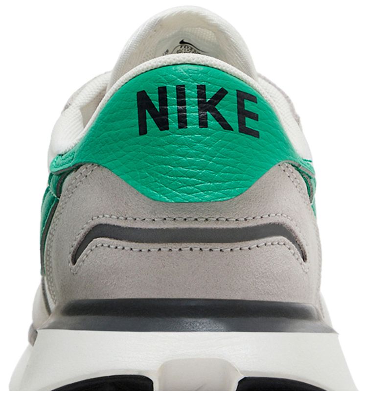 Nike Wmns Phoenix Waffle Summit White Stadium Green