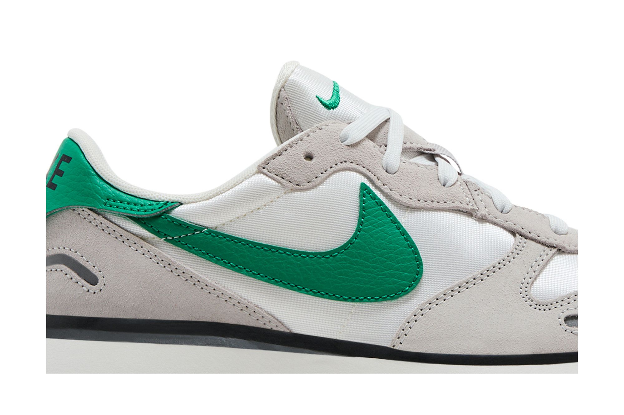 スニーカー Nike FW24 PHOENIX WAFFLE (FD2196 103) W Nike Phoenix Waffle FD2196-103 – BB Branded