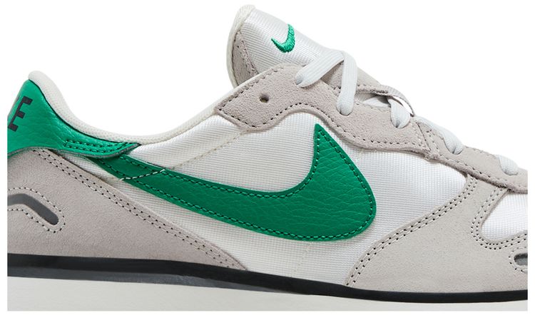 Nike Wmns Phoenix Waffle Summit White Stadium Green