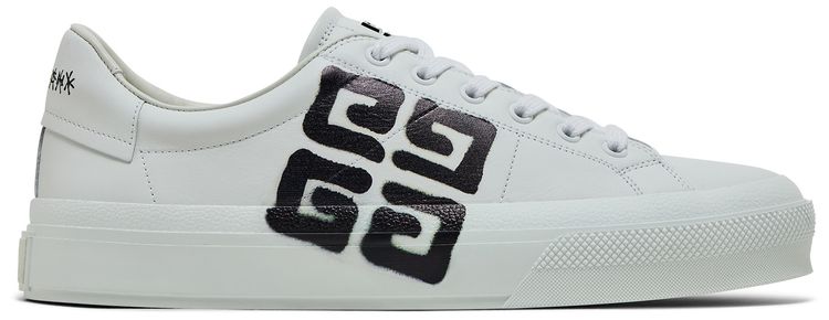 Chito x Givenchy City Sport 4G Tag Effect
