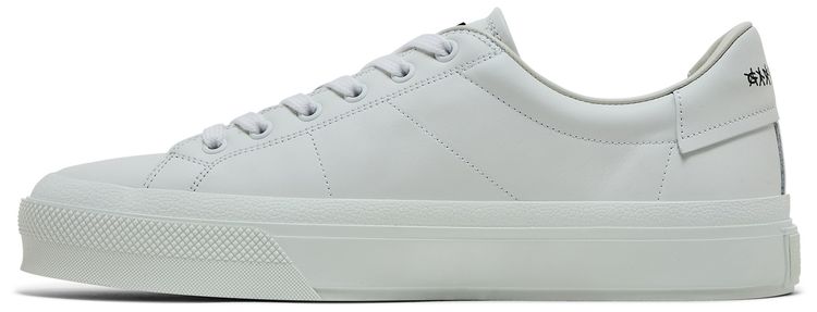 Chito x Givenchy City Sport 4G Tag Effect