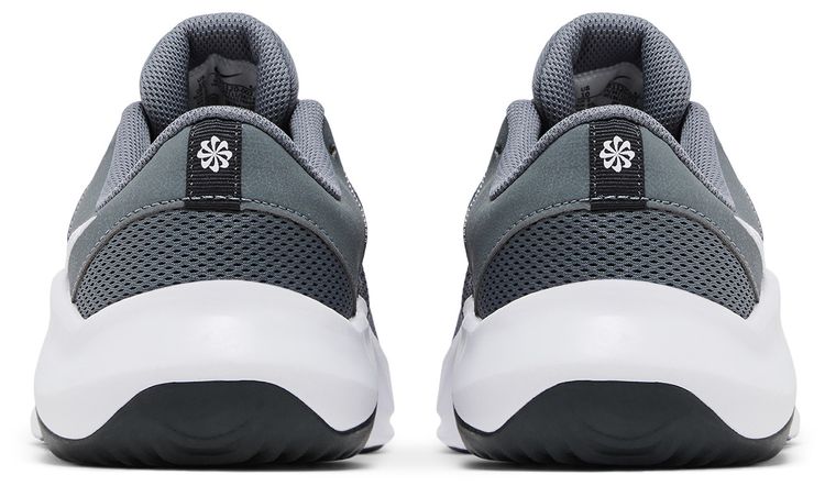 Nike Legend Essential 3 Next Nature Smoke Grey