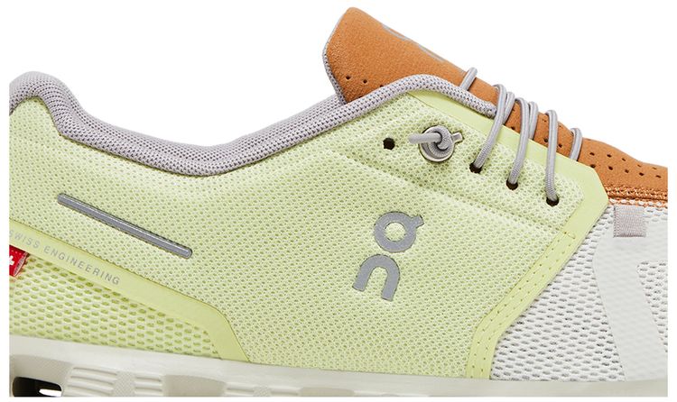 ON Wmns Cloud 5 Hay Ice