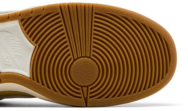 Nike Dunk Low Pro SB Saturn Gold