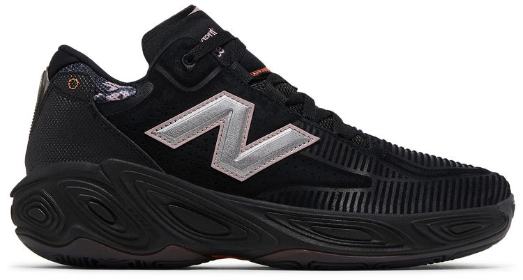 New Balance Fresh Foam BB v2 Team Tactical Pack