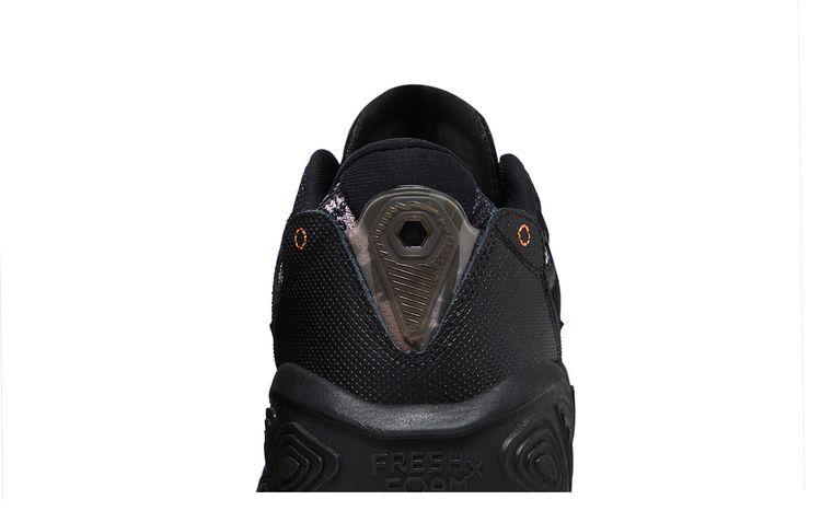 New Balance Fresh Foam BB v2 Team Tactical Pack