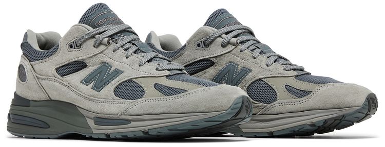 thisisneverthat x 991v2 Made in England Rock Ridge