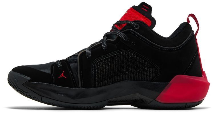 Air Jordan 37 Low Stunt