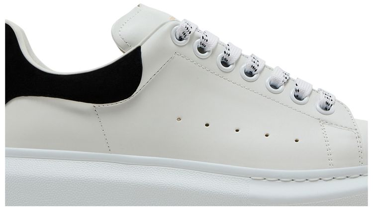 Alexander McQueen Wmns Oversized Sneaker White Black 2024