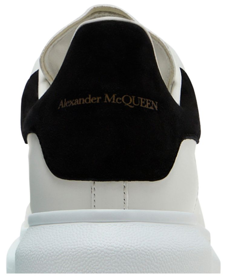 Alexander McQueen Wmns Oversized Sneaker White Black 2024