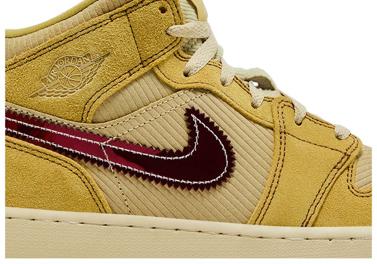 Air Jordan 1 Mid SE GS French Fries