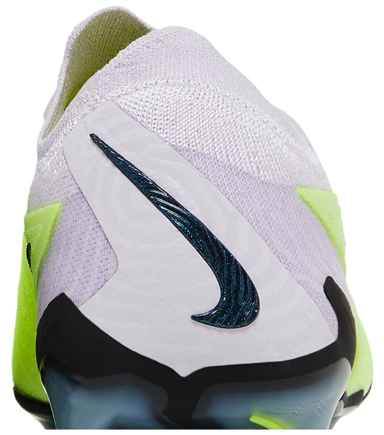 Nike Phantom GX Elite AG Pro Luminous Pack