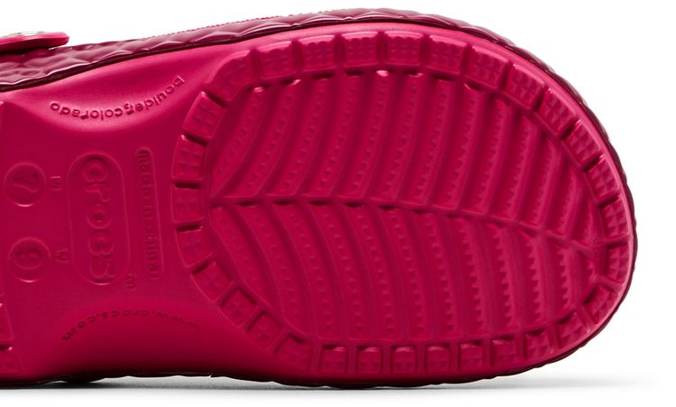 Juicy Couture x Crocs Classic Clog Pink