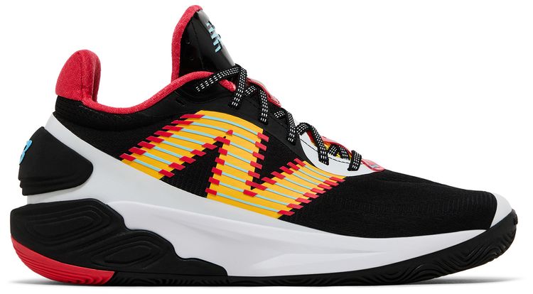 New Balance Two WXY V5 Black Blast Red