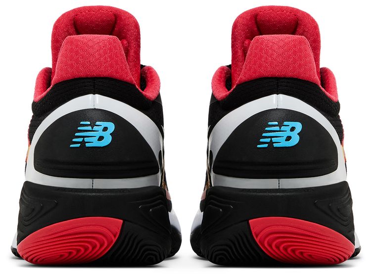 New Balance Two WXY V5 Black Blast Red