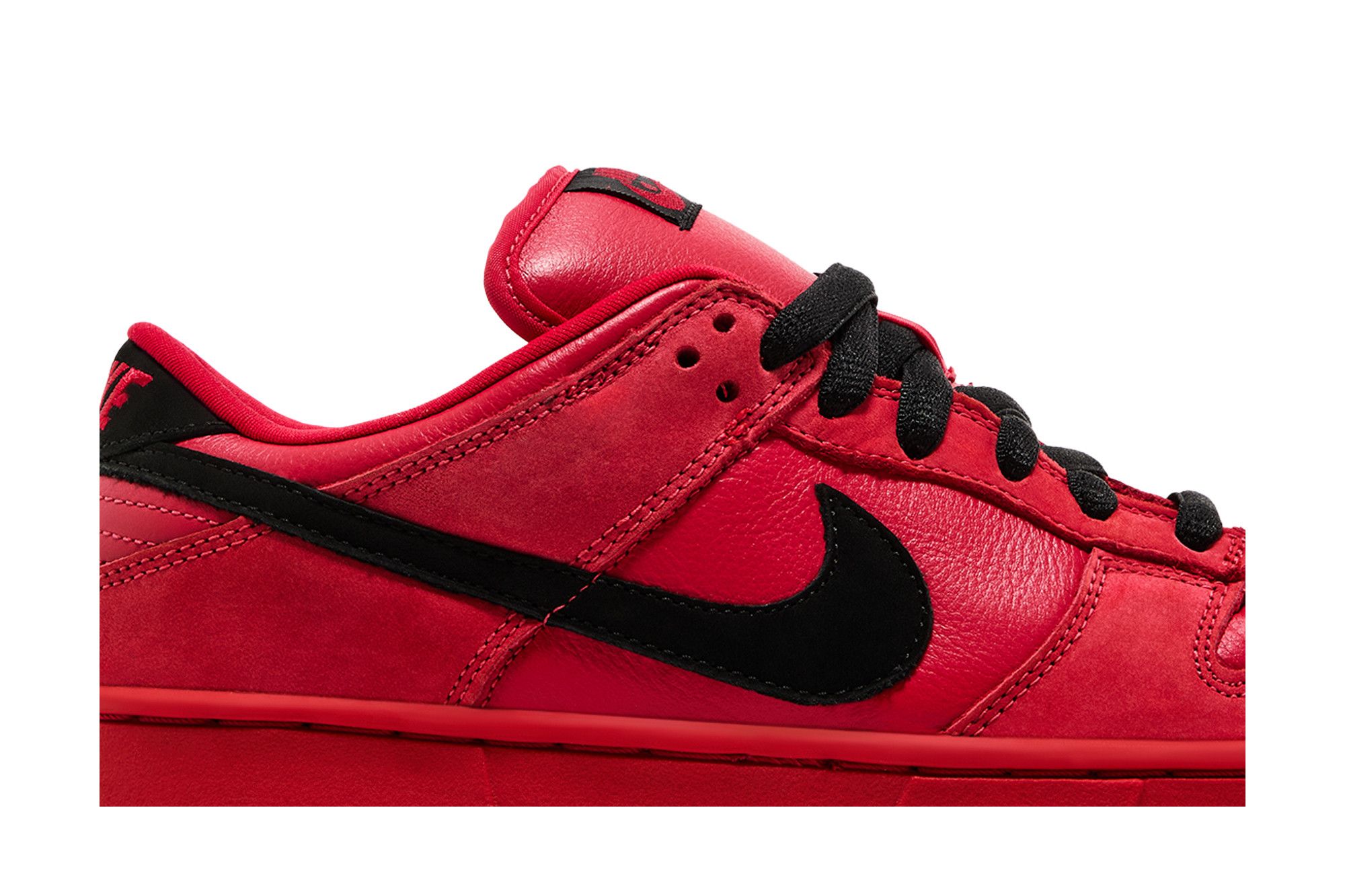 Buy Dunk Low Pro SB 'True Red' - 304292 601 | GOAT