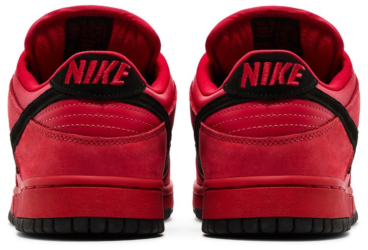 Nike Dunk Low Pro SB True Red