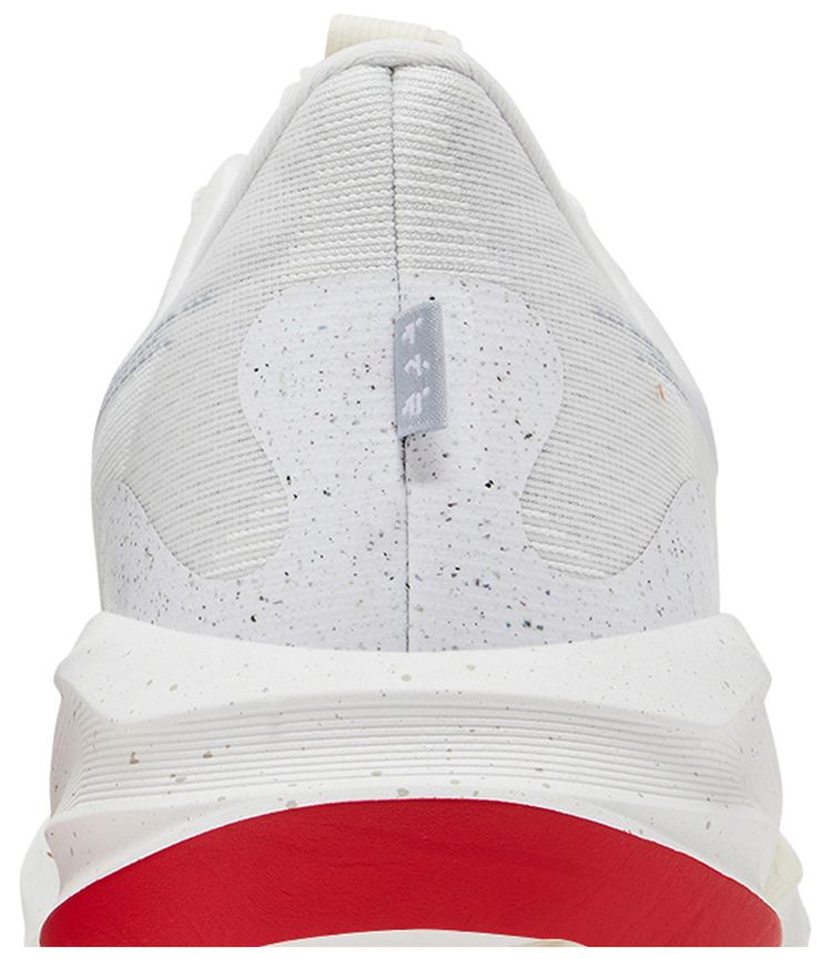 Bandit x ASICS Novablast 5 Liftoff