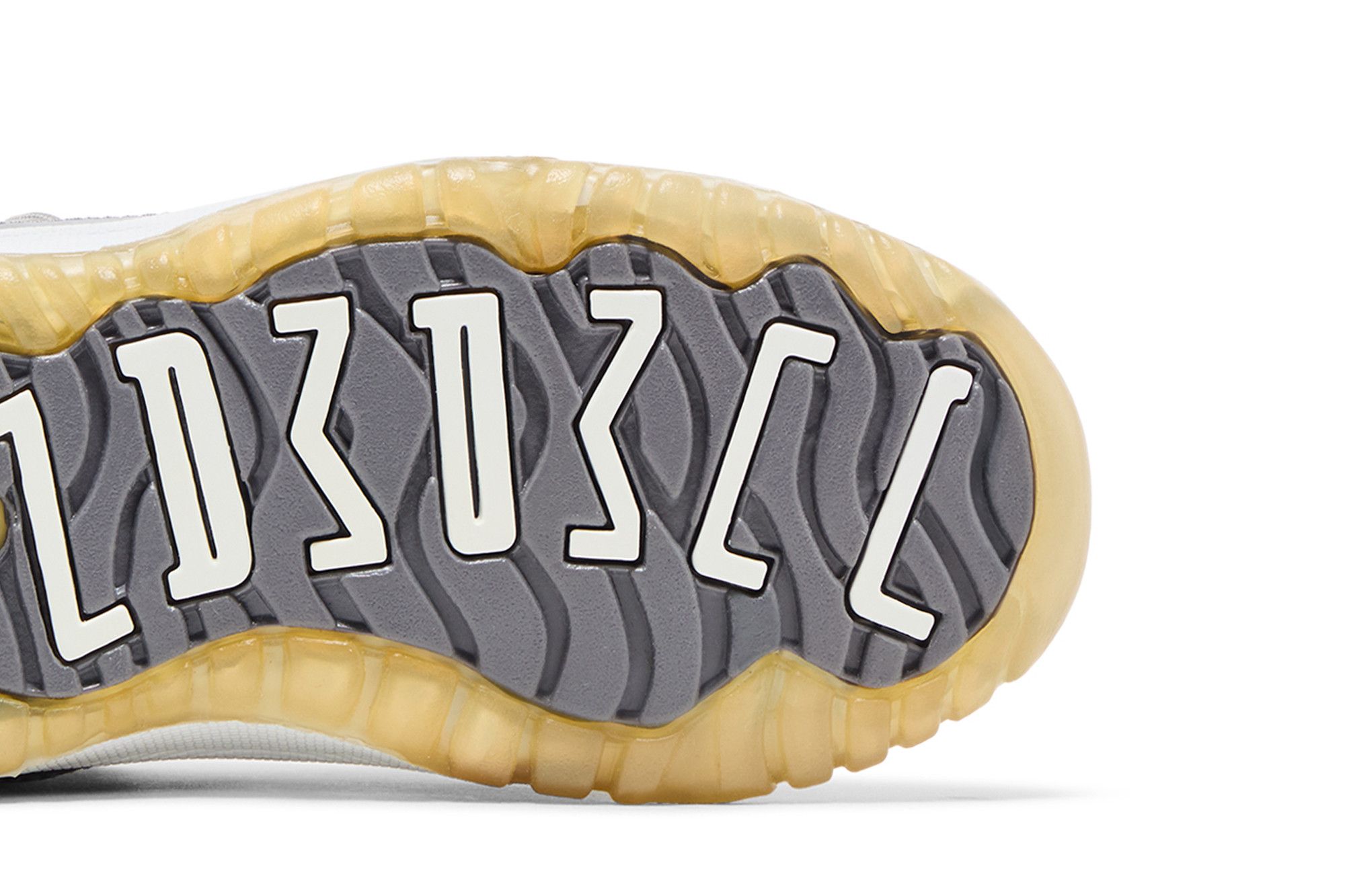 バスケ用バッグ Air Jordan 11 Retro Low 10.5 JORDAN MEN'S JORDAN 11 RETRO BACKPACK 9A1971 001 FK - Shiekh