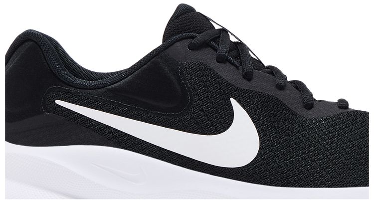 Nike Revolution 7 Black White