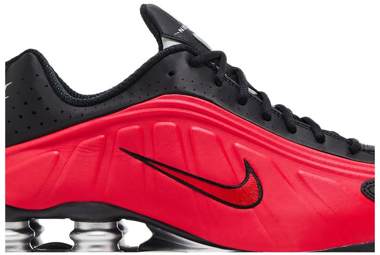 Nike Shox R4 University Red Black
