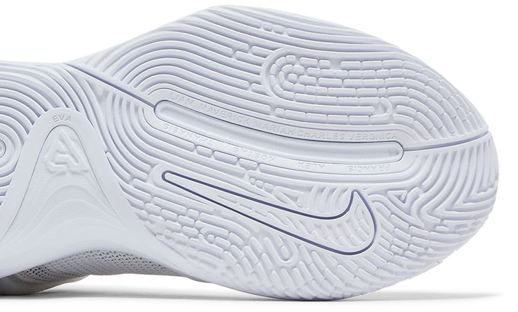 Nike Giannis Immortality 3 Triple White