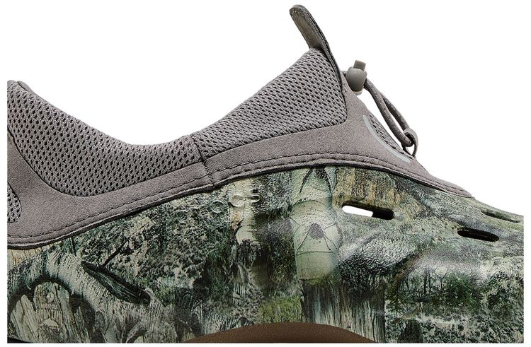 Mossy Oak Elements x Crocs Quick Trail Low Walnut