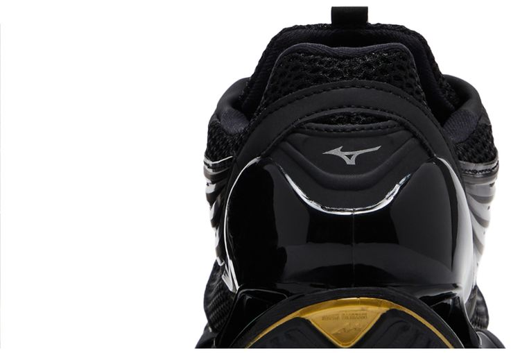 Mizuno Wave Prophecy 13 S Black Gold