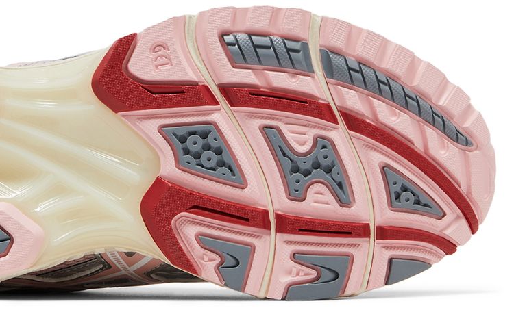 VANDYTHEPINK x atmos x Gel Nimbus 101 Strawberry