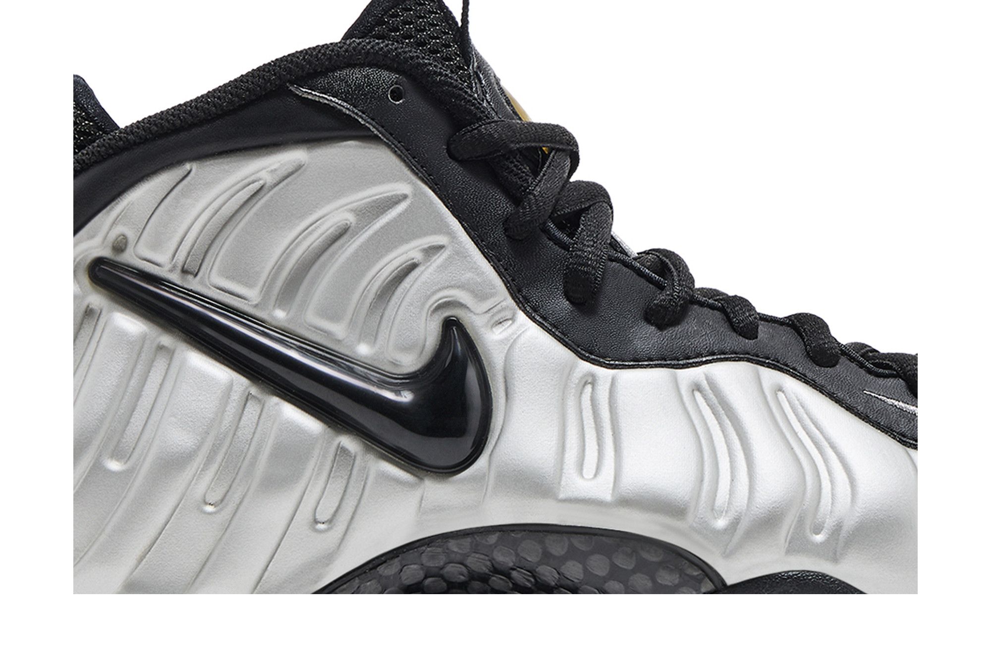 NIKE AIR FOAMPOSITE PRO LLIC SILVER シルバー ポジット Nike Air Foamposite Pro 'Metallic Silver'. Nike SNKRS