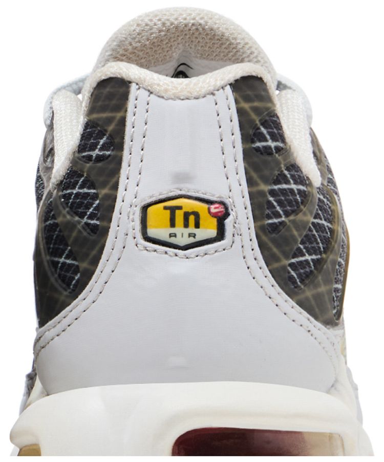 Nike Air Max Plus OG Neutral Grey