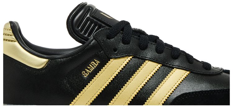 Lionel Messi x adidas Samba Triunfo Dorado