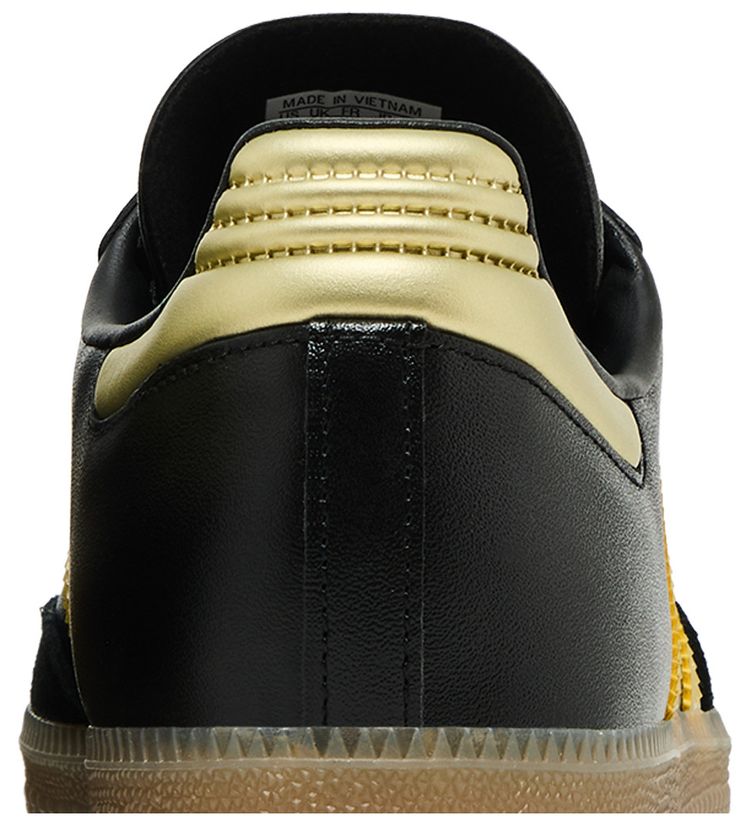 Lionel Messi x adidas Samba Triunfo Dorado