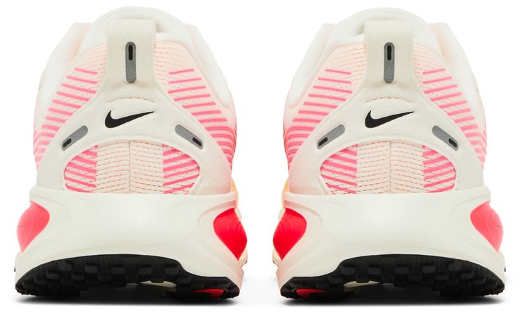 Nike Vomero 18 GS Sail Bright Crimson