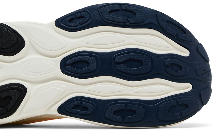 New Balance Fresh Foam X More v5 Angora Hot Mango