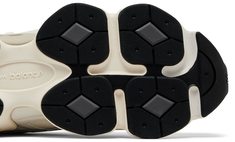 New Balance 9060 Grey Day 2025