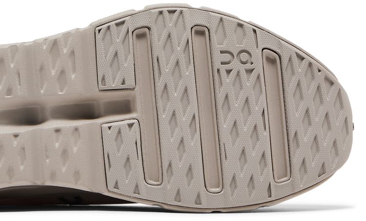 ON Loewe x Wmns Cloudtilt Sand