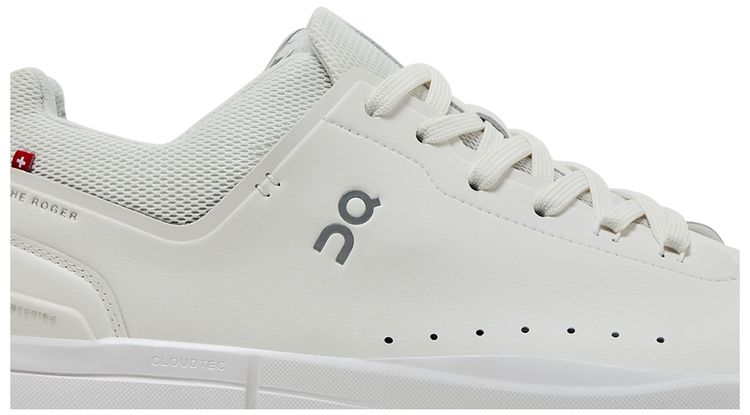 ON The Roger Advantage All White