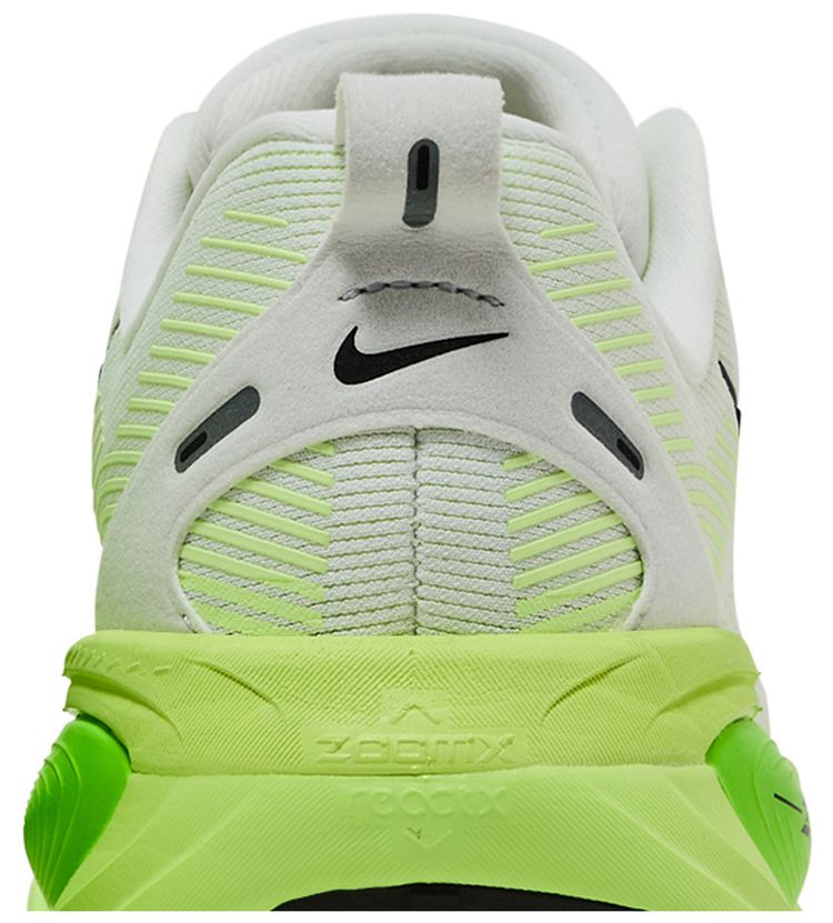 Nike Vomero 18 Electric Green