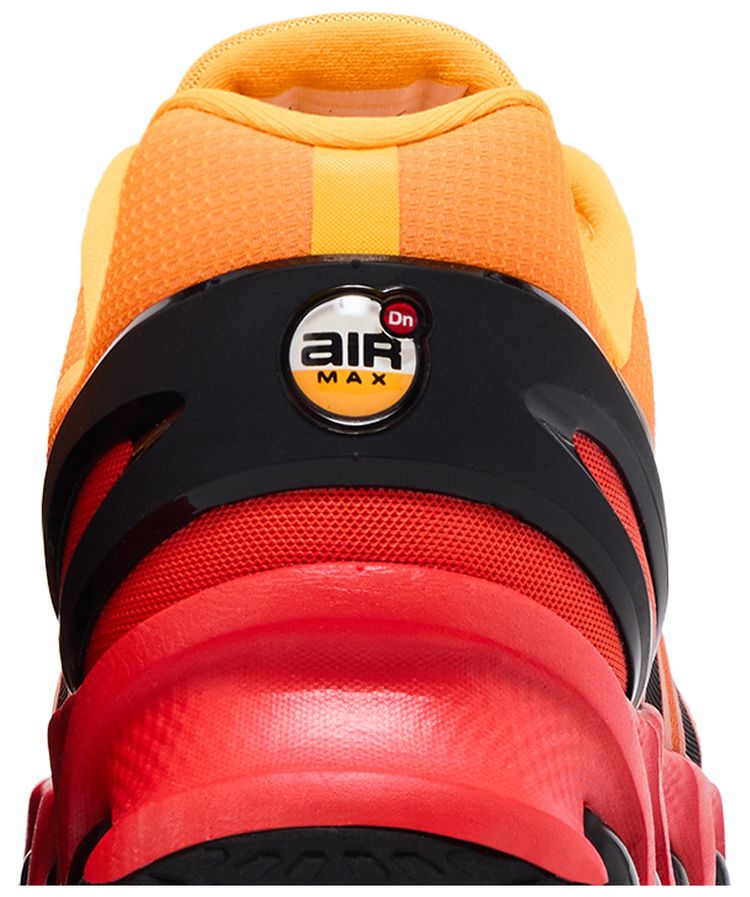 Nike Air Max DN8 Team Orange