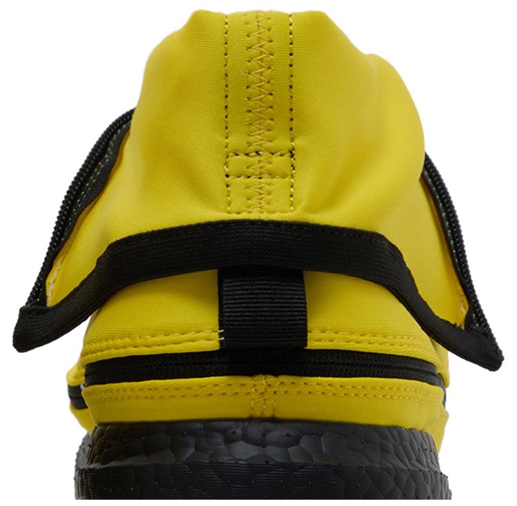 Fortnite x adidas UltraBoost 10 Peely