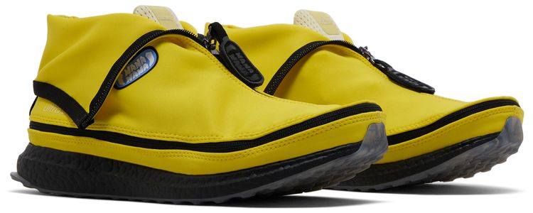 Fortnite x adidas UltraBoost 10 Peely