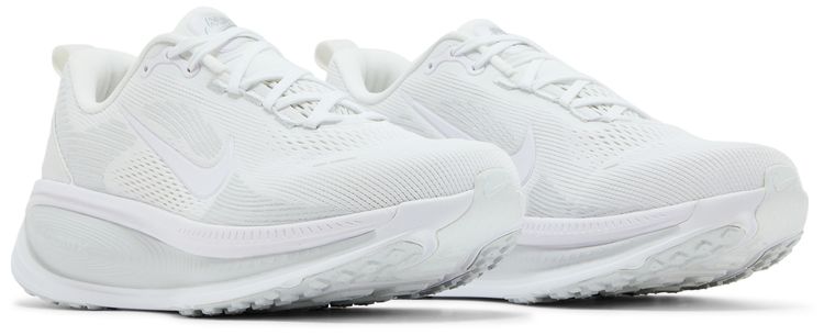 Nike Vomero 18 White Photon Dust