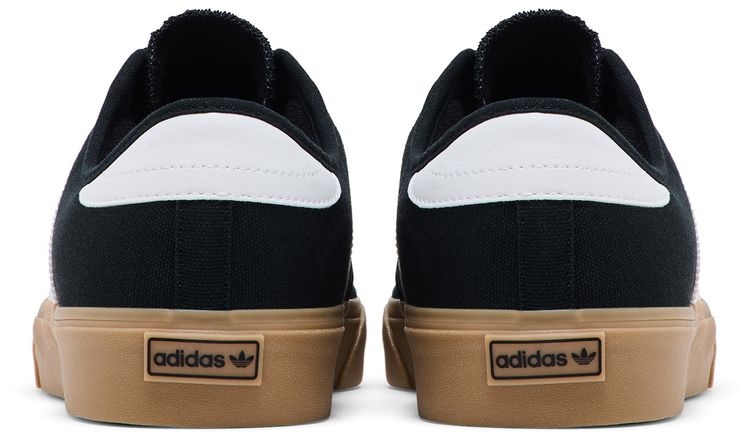 Adidas Seeley XT Black Gum