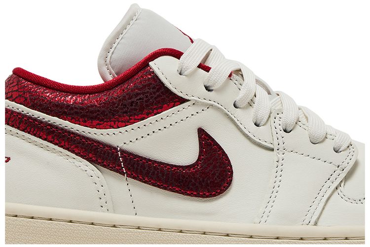 Wmns Air Jordan 1 Low Ruby