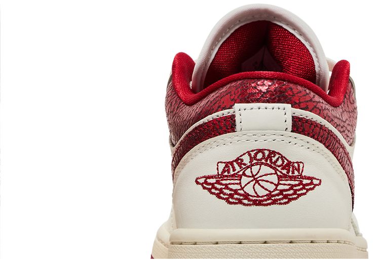Wmns Air Jordan 1 Low Ruby