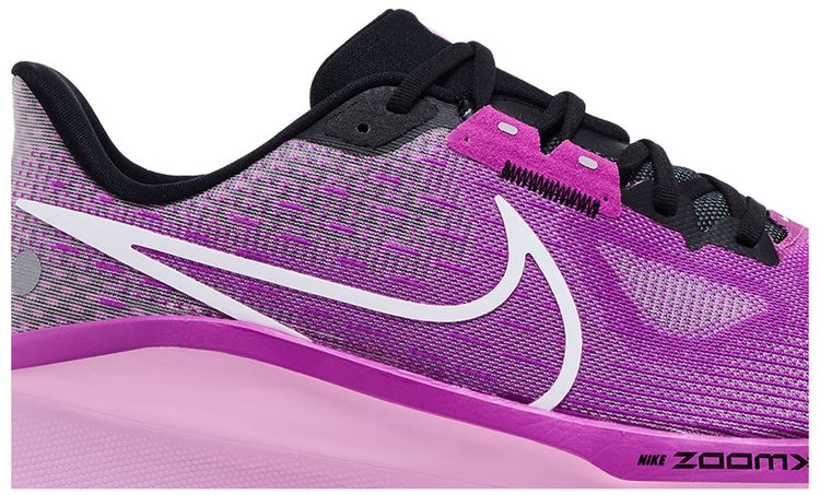 Nike Vomero 17 Hyper Violet