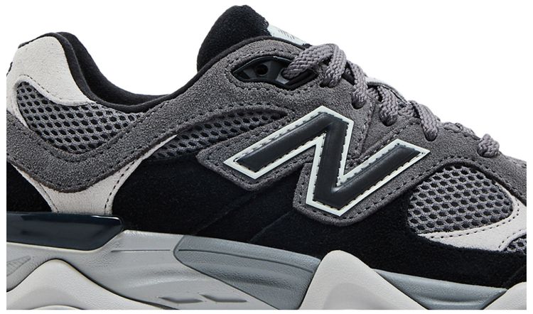 New Balance 9060 Black Castlerock