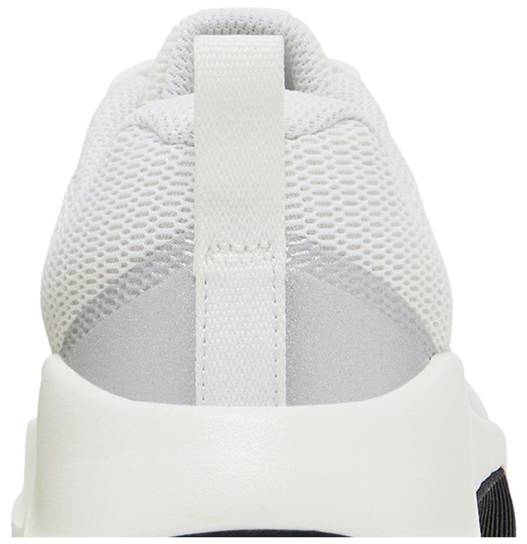 Nike Wmns MC Trainer 3 Premium Summit White Metallic Silver